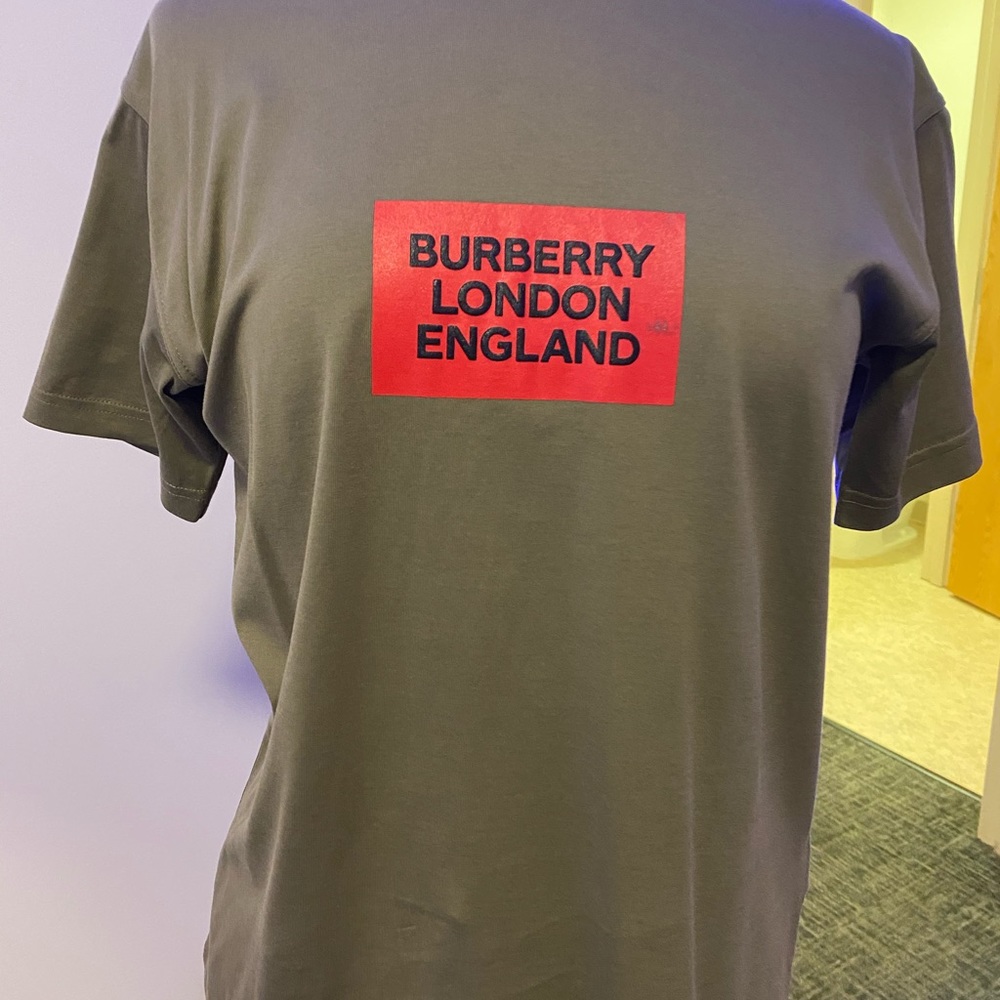 Burberry London England logo shirt